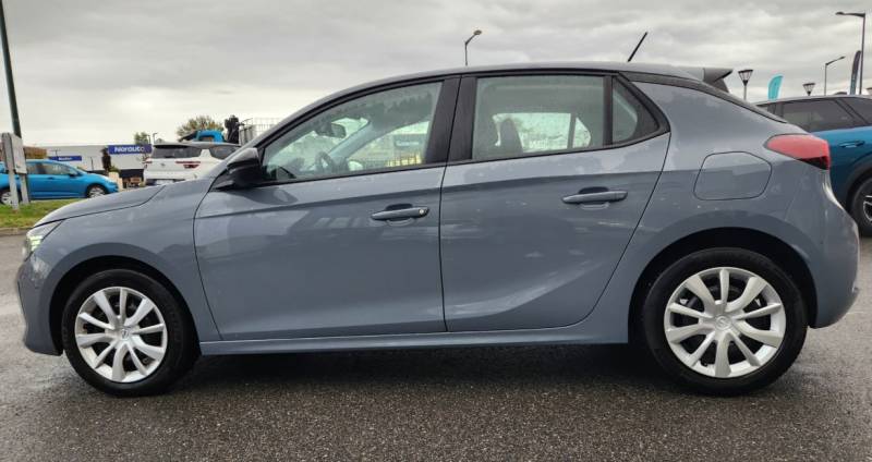 A vendre : Opel Corsa occasion essence 75ch de 2024 peu de kilomètrée idéal pour les trajets du quotidien au garage Dubreil Automobiles à Auterive dans la région Toulousaine.