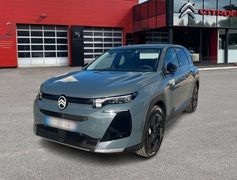 véhicule familiale récent et garantie 