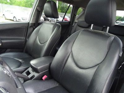TOYOTA RAV4 150 D-4D FAP Lounge 2WD