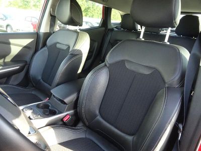 Achat Vente RENAULT Kadjar 4x4 rouge occasion faible kilométrage à Roquettes ou Auterive près de Toulouse