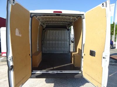 Acheter un utilitaire d'occasion CITROEN Jumper diesel et garantie à Roquettes et à Auterive proche de Toulouse