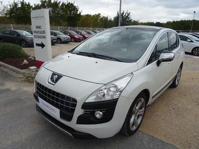 PEUGEOT 3008 1.6 HDi115 FAP Business Pack