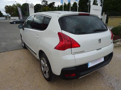 PEUGEOT 3008 1.6 HDi115 FAP Business Pack