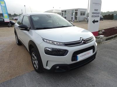 Achat à vendre CITROEN C4 Cactus blanc récent essence faible kilométrage à Roquettes ou à Auterive près de Toulouse et Pamiers