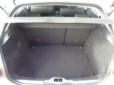 Achat à vendre CITROEN C4 Cactus blanc récent essence faible kilométrage à Roquettes ou à Auterive près de Toulouse et Pamiers