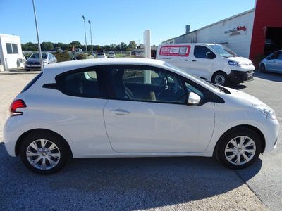 PEUGEOT 208 1.2 PureTech 82ch Active 3p
