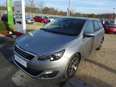 A vendre PEUGEOT 308 SW d'occasion diesel avec toit panoramique chez Dubreil automobiles à Auterive ou Garage BOUSCATEL à Roquettes près de Toulouse dans le 31