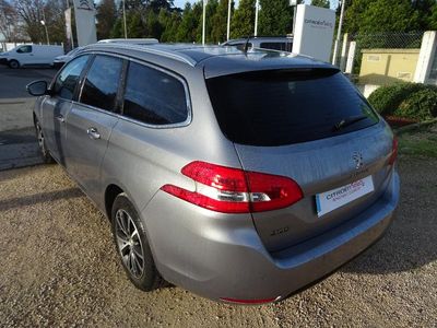 A vendre PEUGEOT 308 SW d'occasion diesel avec toit panoramique chez Dubreil automobiles à Auterive ou Garage BOUSCATEL à Roquettes près de Toulouse dans le 31