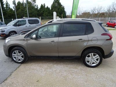 PEUGEOT 2008 1.6 BlueHDi 100ch Style