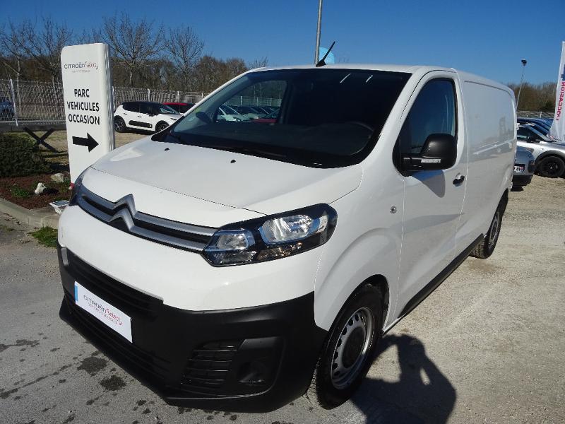 A vendre fourgon d'occasion Jumpy taille M blanc diesel 120ch à Roquettes ou à Auterive proche Toulousee