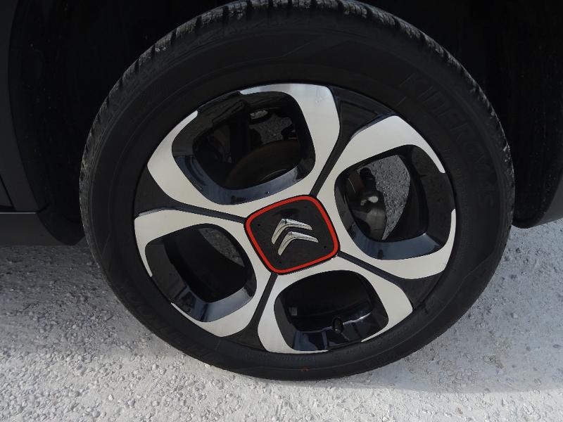 nouveau citroen C3 Aircross d'occasion essence puretech 110ch blanc rouge shine moins de 20000€  à Roquettes ou à Auterive près de Toulouse
