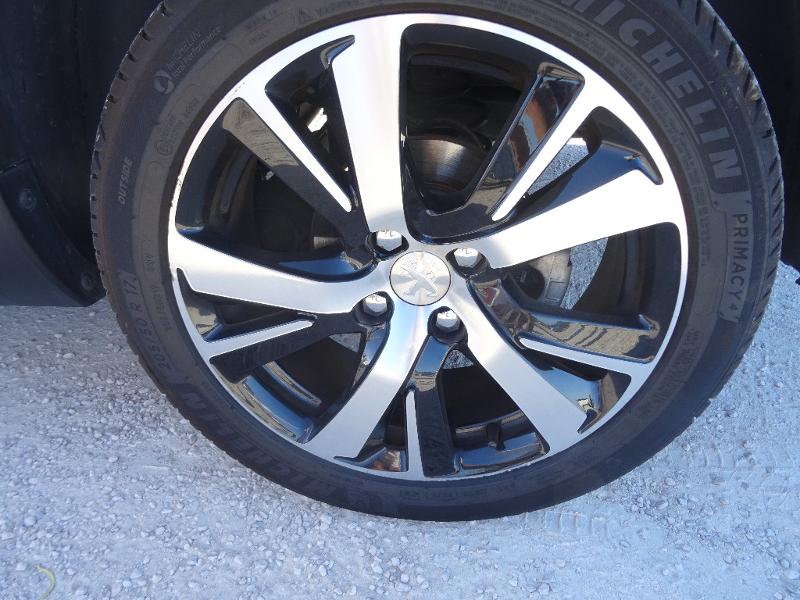 PEUGEOT 2008 1.2 PureTech 110ch GT Line S&S