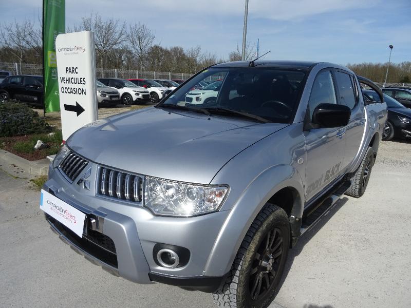 Acheter un MITSUBISHI L200 4x4 double cabine faible kilométrage extrêmement rare au Garage BOUSCATEL à Roquettes ou Dubreil automobiles à Auterive dans le 31 Toulouse