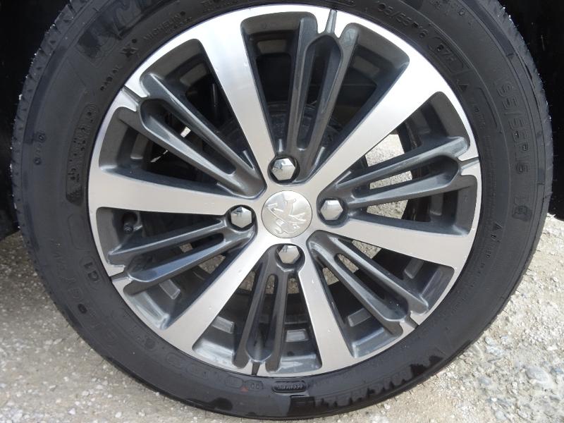 PEUGEOT 208 1.2 PureTech 82ch Active 5p