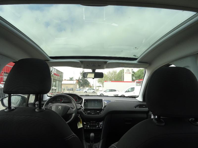 PEUGEOT 208 1.2 PureTech 82ch Active 5p