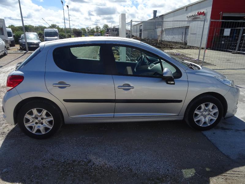 PEUGEOT 207 1.4 Active 5p