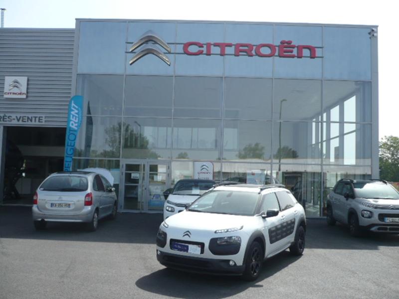 CITROEN C4 Cactus PureTech 110 Shine S&S