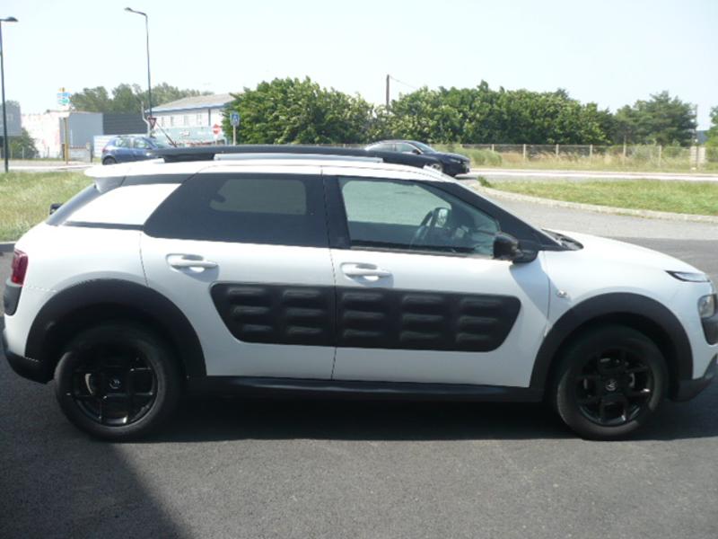CITROEN C4 Cactus PureTech 110 Shine S&S