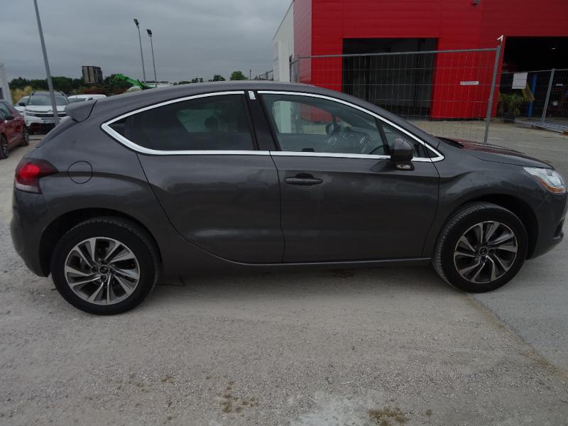 DS DS 4 BlueHDi 120ch So Chic S&S