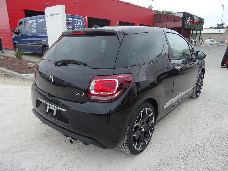 DS DS 3 PureTech 110ch Connected Chic S&S EAT6