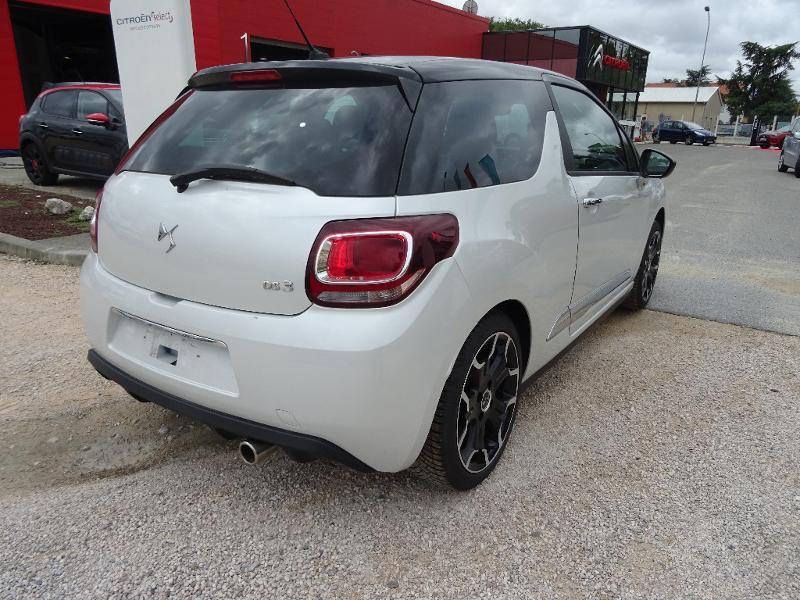 DS DS 3 PureTech 110ch Connected Chic S&S EAT6