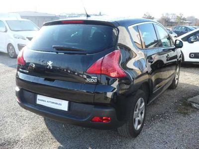 Peugeot 3008 1.6 e-HDi 115ch FAP BMP6 BLUE LION Business Pack