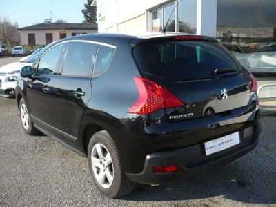 Peugeot 3008 1.6 e-HDi 115ch FAP BMP6 BLUE LION Business Pack
