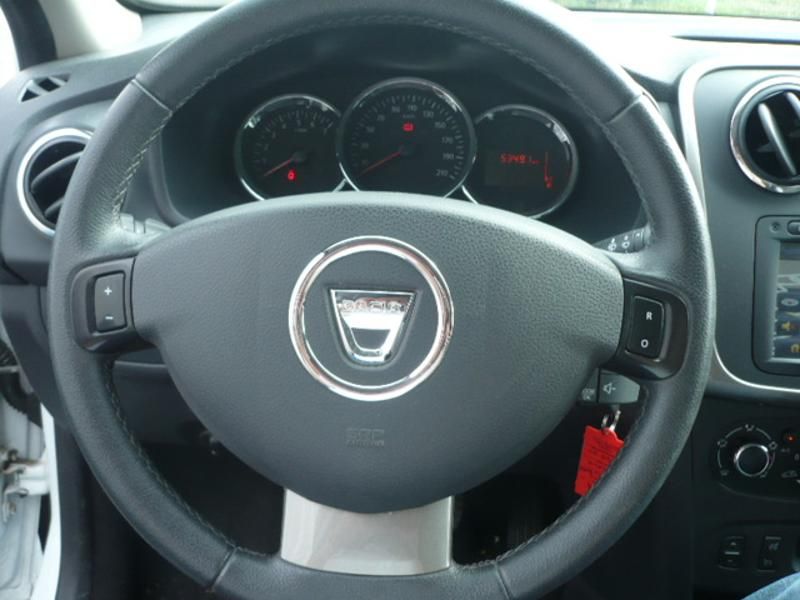 DACIA Sandero 1.5 dCi 90ch eco² Stepway Prestige