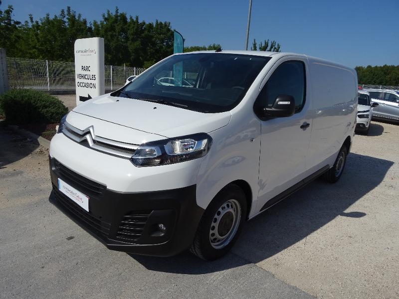 ACHETER UTILITAIRE NOUVEAU JUMPY TAILLE M 3 PLACES PEU DE KILOMETRES GPS REGULATEUR BIEN EQUIPE ET PAS CHER