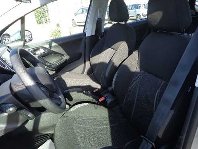 Peugeot 208 1.0 PureTech 68ch BVM5 Active