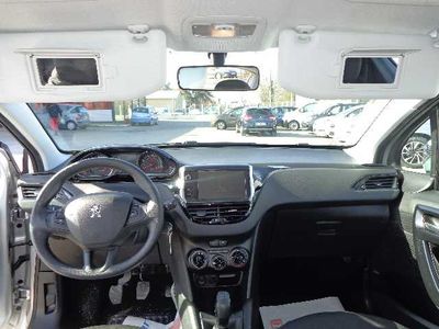 Peugeot 208 1.0 PureTech 68ch BVM5 Active