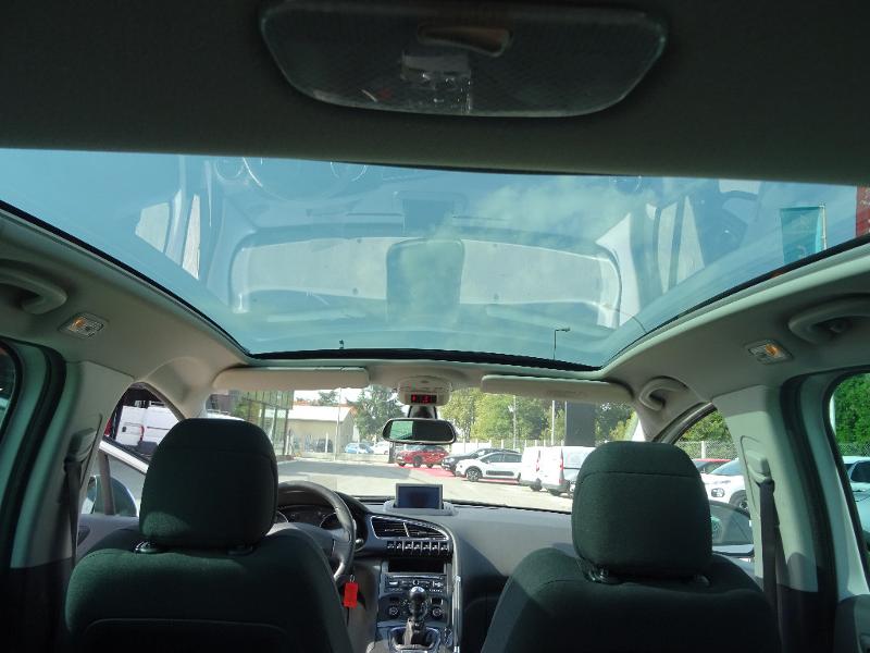 PEUGEOT 3008 1.6 HDi112 FAP Allure