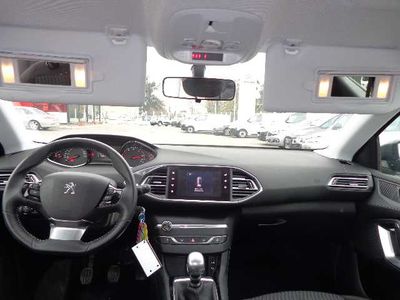 Peugeot 308 II 1.6 BlueHDi 120ch S&S BVM6 Active