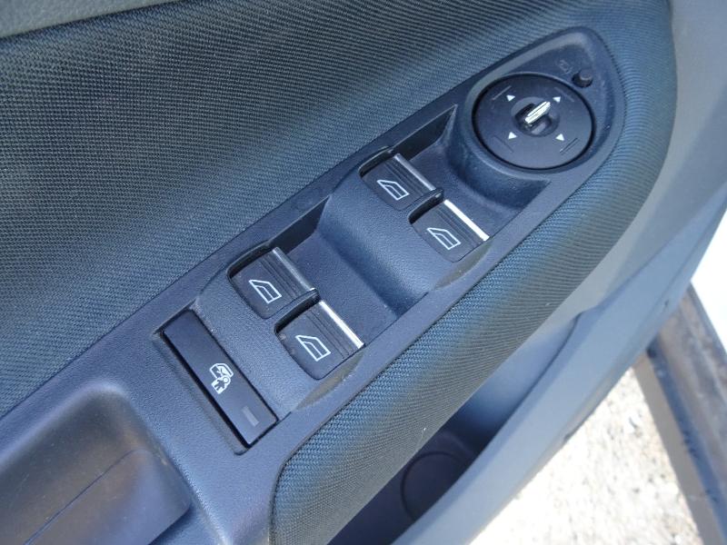 FORD C-MAX 2.0 TDCi 140ch FAP Titanium X