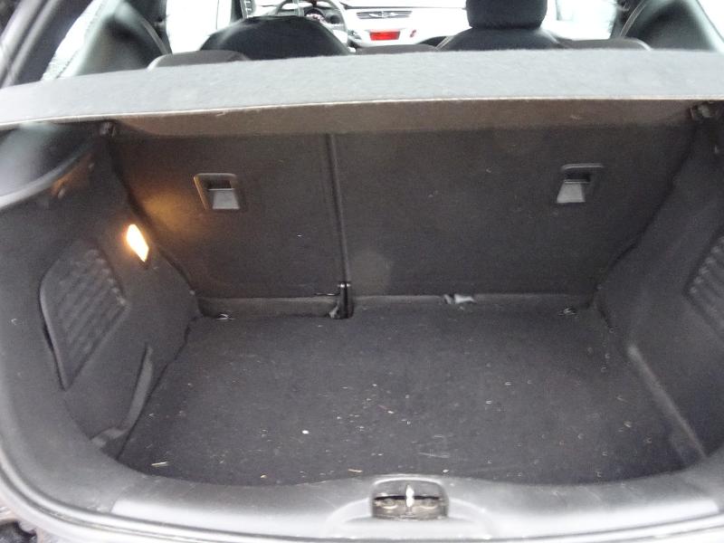 A VENDRE CITROEN DS3 1.2 VTi Puretech So Chic ESSENCE NOIR TOIT BLANC A ROQUETTES PRES DE PINSAGUEL  OU AUTERIVE PRES DE NAILLOUX