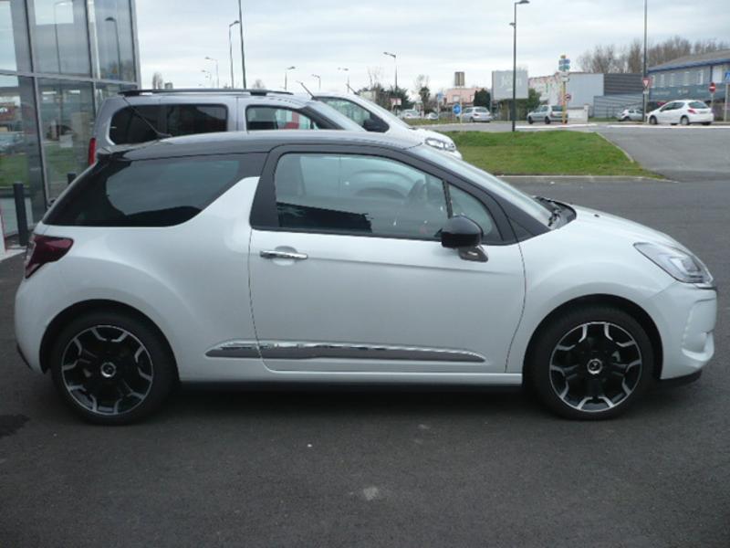 DS DS 3 PureTech 110ch Connected Chic S&S EAT6