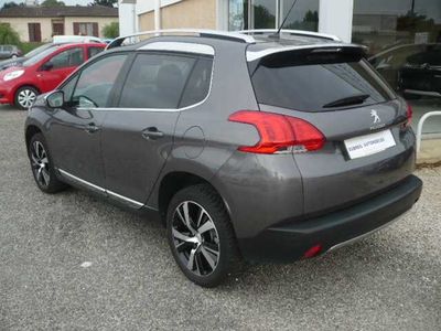 Peugeot 2008 1.6 VTi 120ch BVM5 Féline Titane