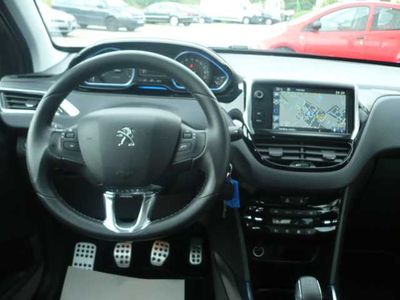 Peugeot 2008 1.6 VTi 120ch BVM5 Féline Titane