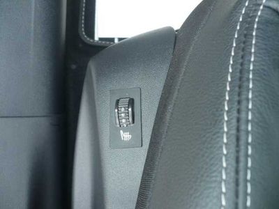 Peugeot 2008 1.6 VTi 120ch BVM5 Féline Titane