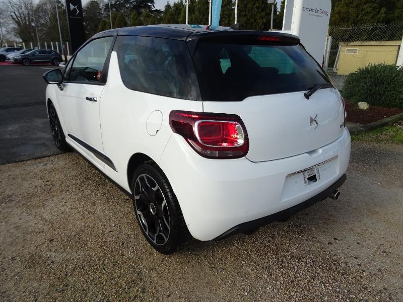 DS DS 3 PureTech 110ch Connected Chic S&S EAT6