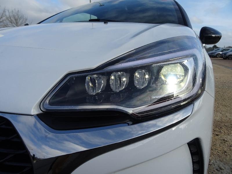 DS DS 3 PureTech 110ch Connected Chic S&S EAT6