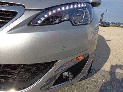 Peugeot 308 II SW 1.6 BlueHDi 120ch S&S BVM6 Allure