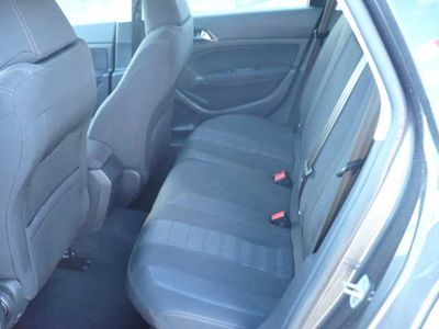 Peugeot 308 II SW 1.6 BlueHDi 120ch S&S BVM6 Allure