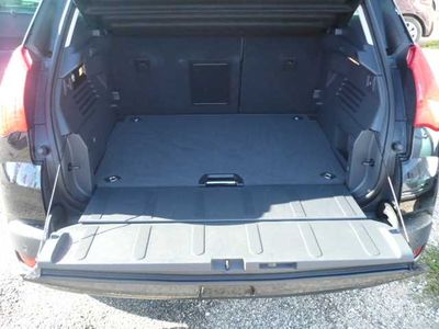 Peugeot 3008 1.6 HDi 115ch FAP Business Pack