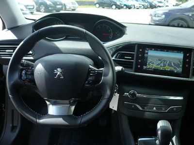 Peugeot 308 II 1.2 PureTech 110ch S&S BVM5 Style