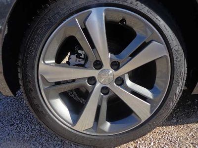 Peugeot 308 II 1.2 PureTech 110ch S&S BVM5 BC Active