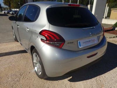Peugeot 208 PureTech 82ch Style