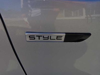 Peugeot 208 PureTech 82ch Style