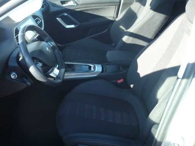 Peugeot 308 II SW 1.6 BlueHDi 120ch S&S EAT6 Allure