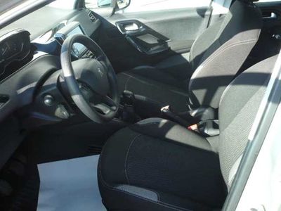 Peugeot 208 1.2 PureTech 82ch BVM5 Active